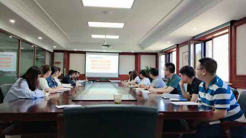 16.南山总公司进行出纳岗位培训.png