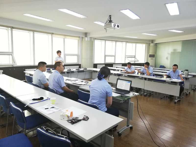 3.物业治理学院发展治理技术分享会.jpg