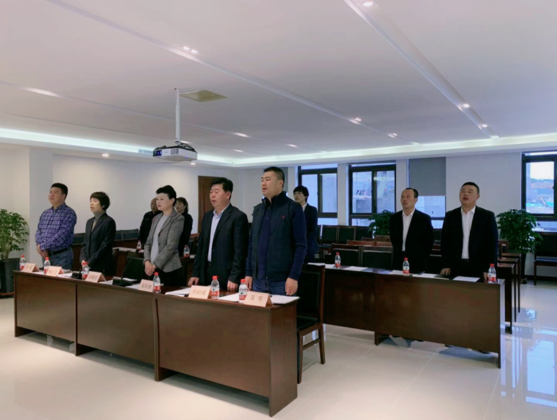 7.平顶山园林公司进行述职暨竞聘会.jpg 7.平顶山园林公司进行述职暨竞聘会.jpg