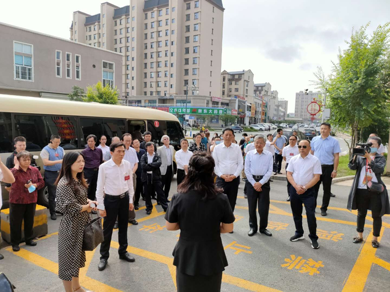 07敦化公司接待国度级辅导参观调查_副本.jpg 07敦化公司接待国度级辅导参观调查_副本.jpg