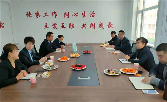 15.物业公司进行主题培训_副本.jpg 15.物业公司进行主题培训_副本.jpg