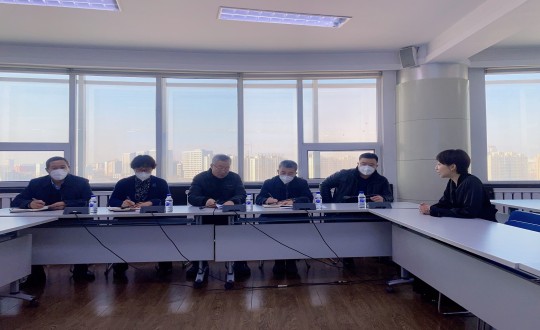 3向阳区人大常委会副主任韩希光一行莅临PG电子集团视察调研_副本.jpg 3向阳区人大常委会副主任韩希光一行莅临PG电子集团视察调研_副本.jpg