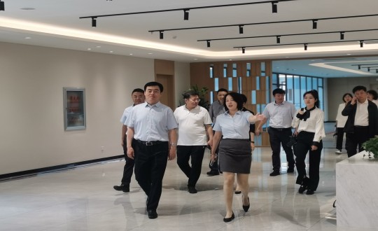 2024年6月26日，省慈悲总会会长田锦尘一行莅临康养地产公司参观调研_副本.jpg
